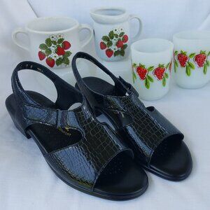 SAS Women Tripad Suntimer Black Heel Sandals Sz 10 N Strappy Patent Leather  msb